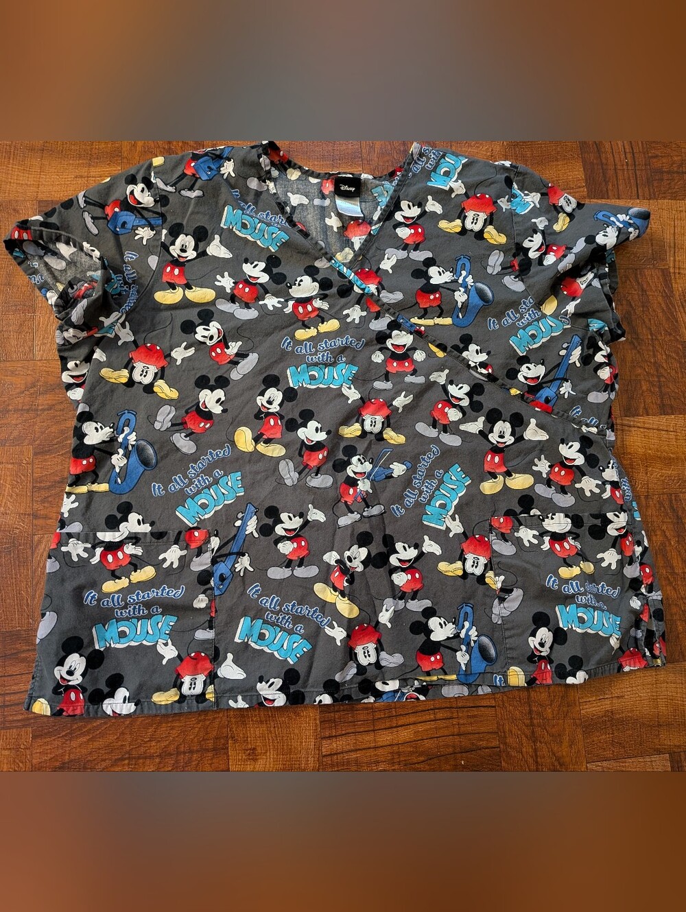 Disney Mickey Mouse 3XL Medical Nurse Scrub Top
